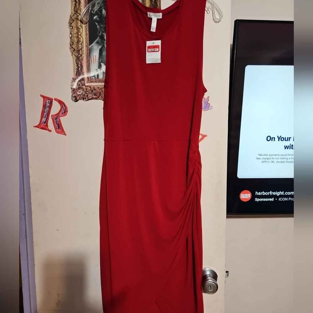 Red Sleeveless Sheath Cocktail Dress